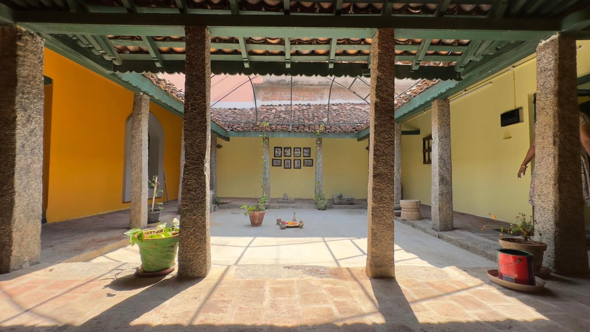 Agraharam Bed And Breakfast Madrás Exterior foto